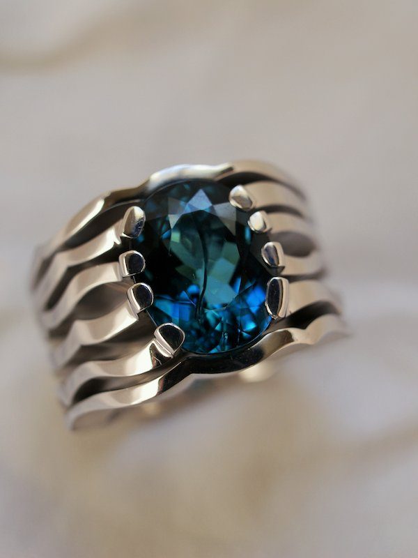 Bague or blanc tourmaline bleue